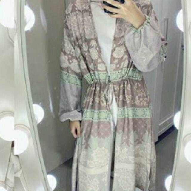 READY ALIKA OUTER