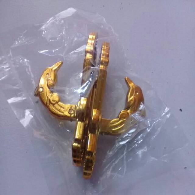 HOOK DOLPIN KUNING GOLD