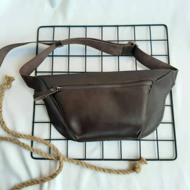Waist bag kulit premium