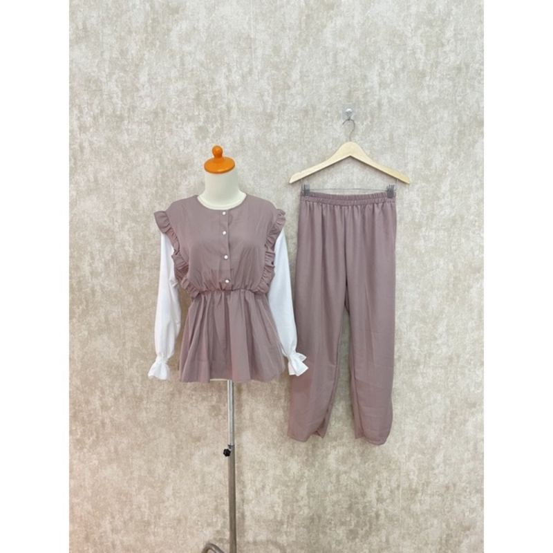 one set shakila