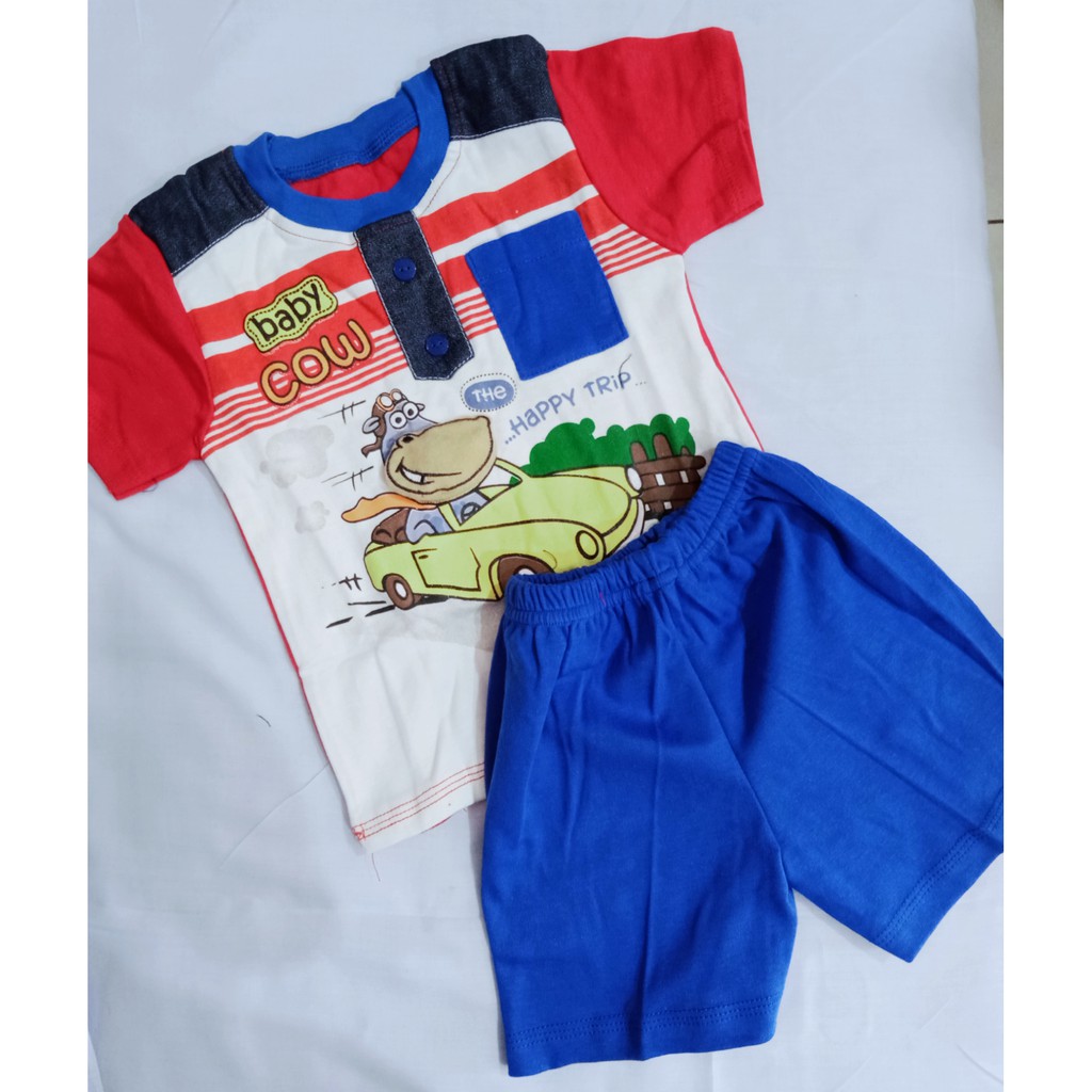 Set Kaos dan celana pendak anak