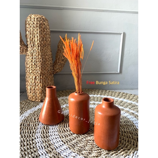 VAS CLAY/ VAS BOTOL/ VAS ESTETIK
