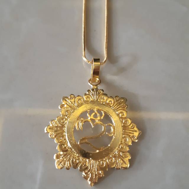 Liontin Ongkara
