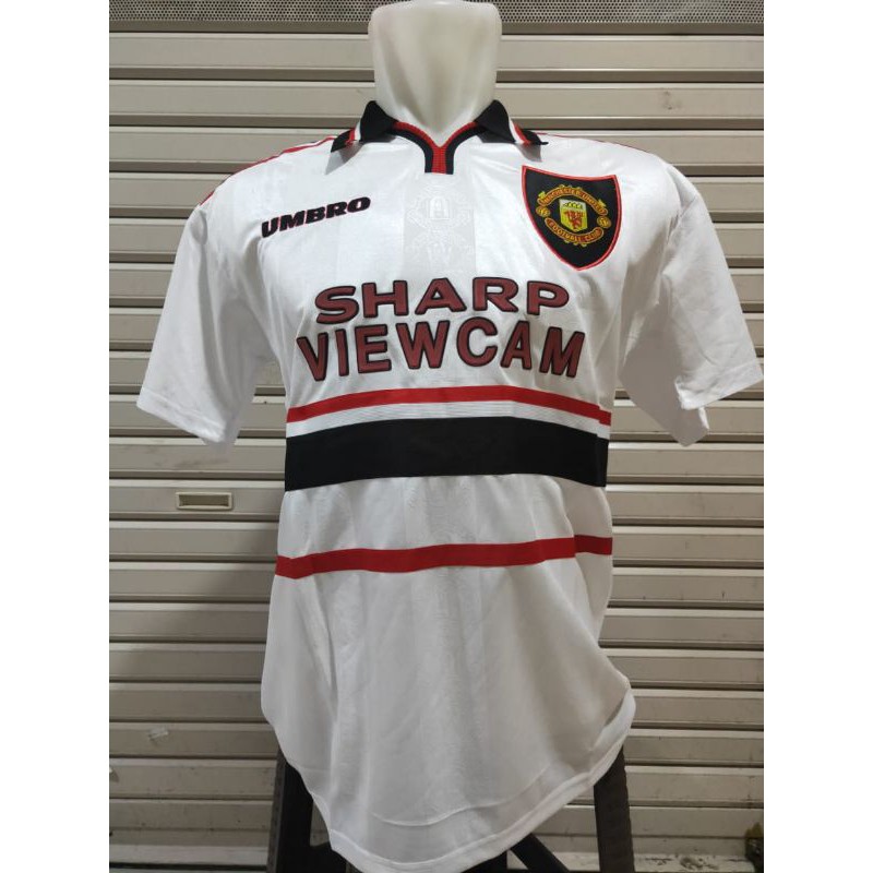 MU away 1999