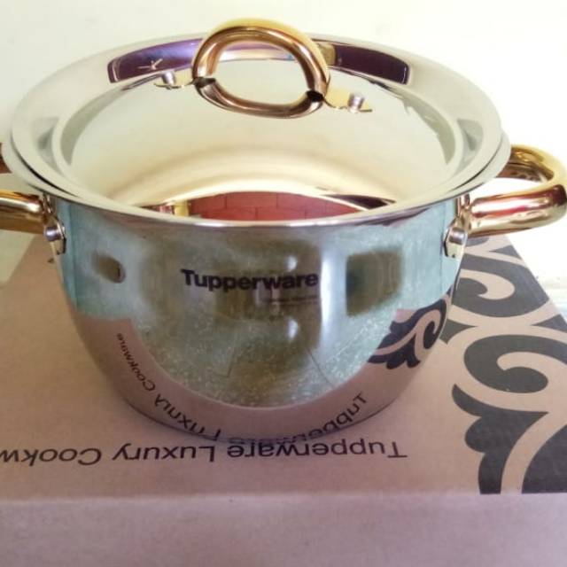 tupperware luxury cookware