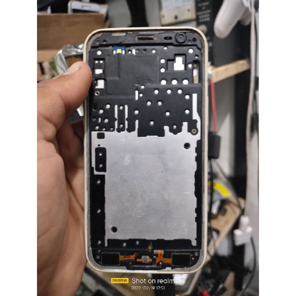Samsung J2 minus