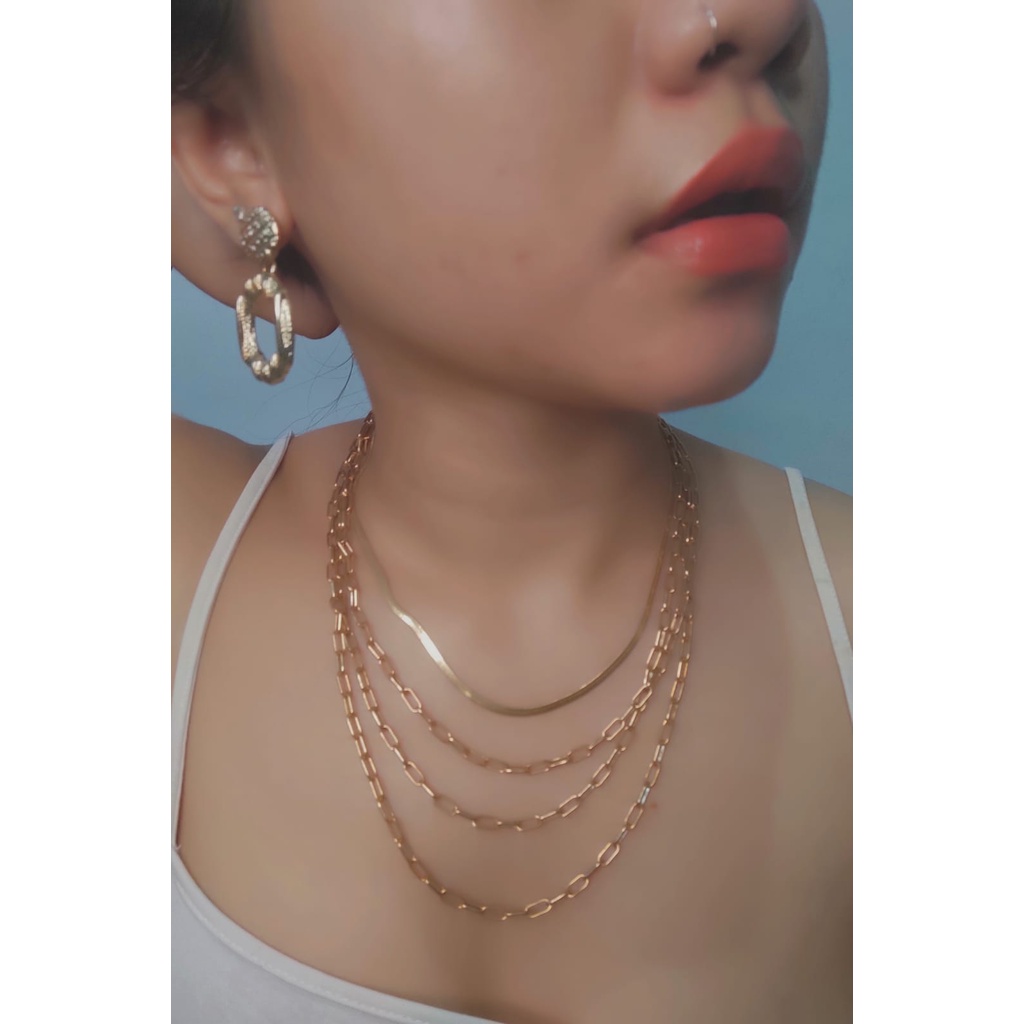 Neckle