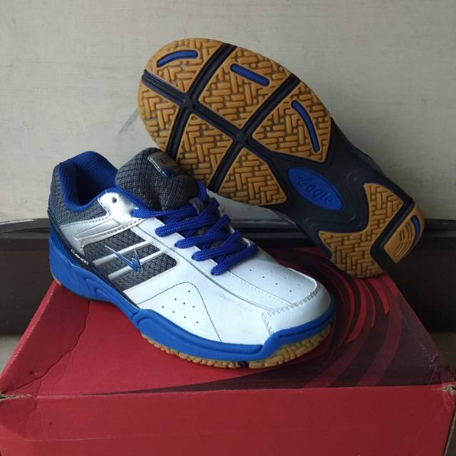 Sepatu badminton eagel