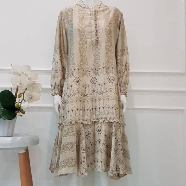 Tunik Edness