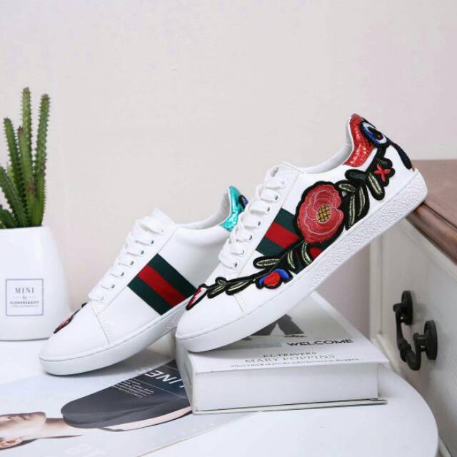 Gucci floral sneakers E9007