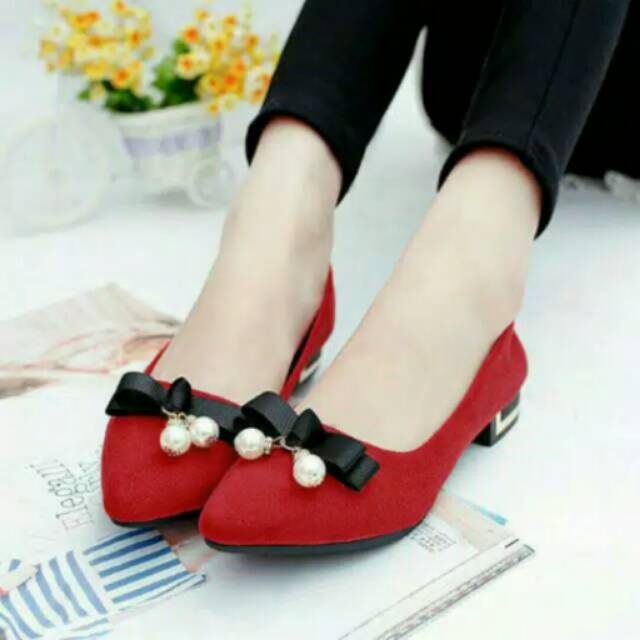 Sepatu MutiaraI