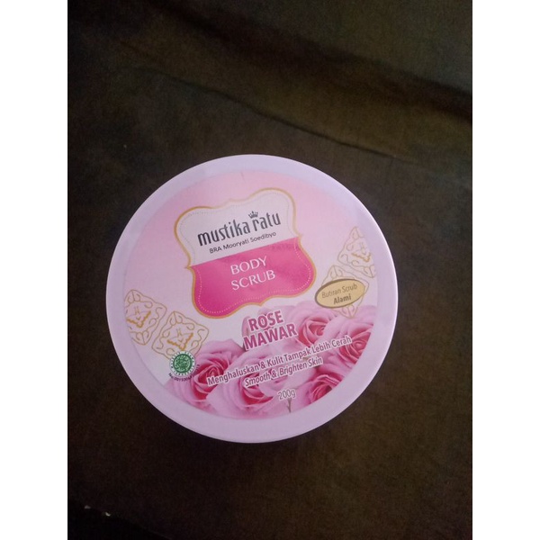 Rose Body Scrub 200g