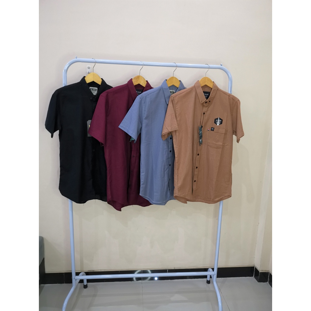 Kemeja pria polos