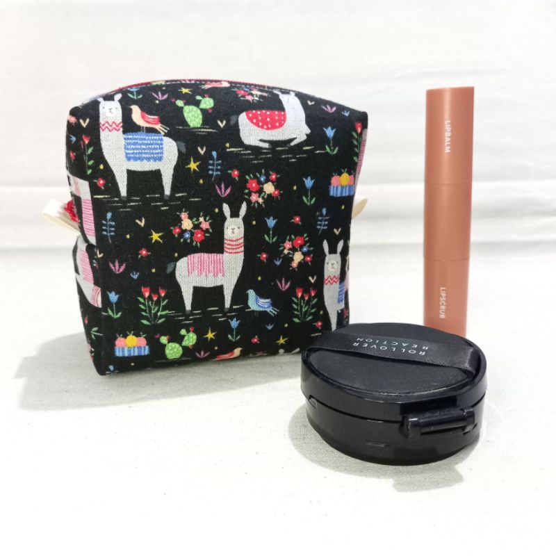 Mini boxy pouch - motif random