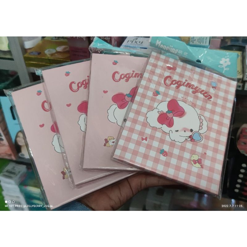 Cermin lipat karakter