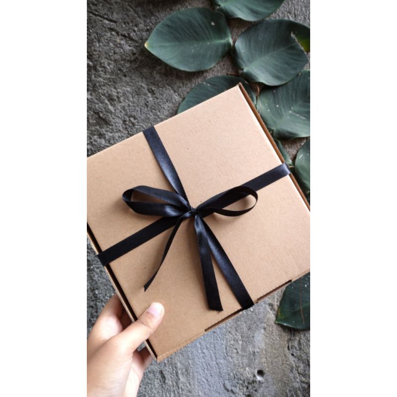HAMPERS BOX (20×20CM)