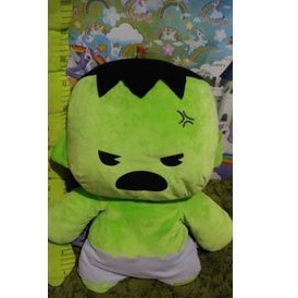 Boneka HULK "MARVEL"