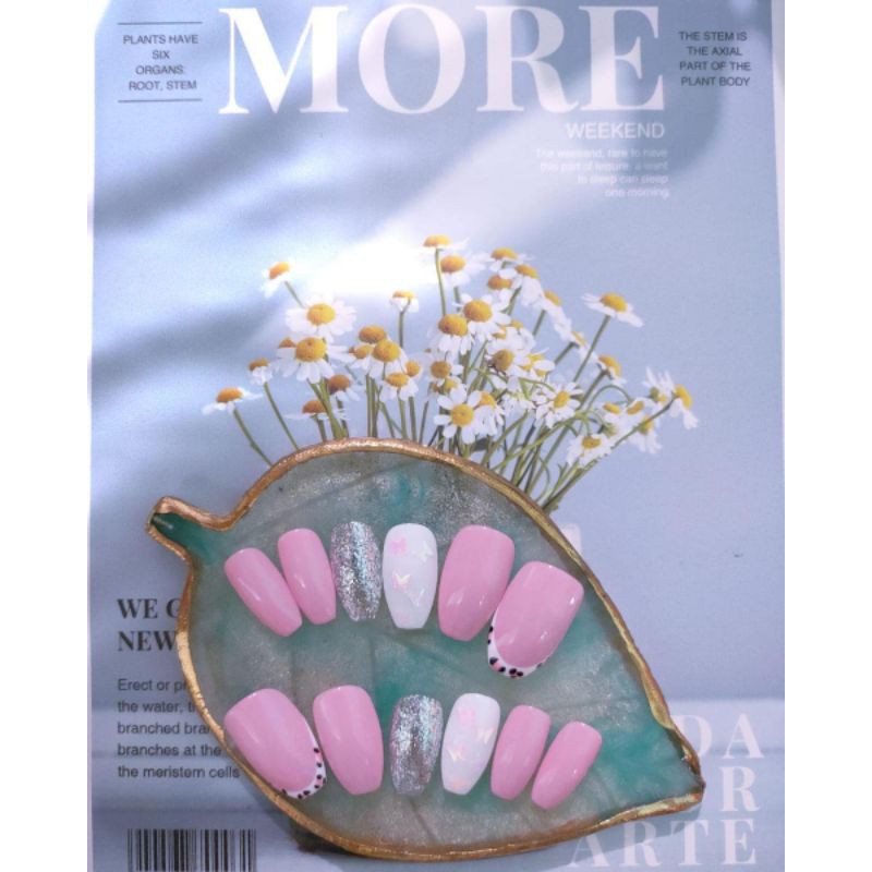 fake nails / kuku palsu