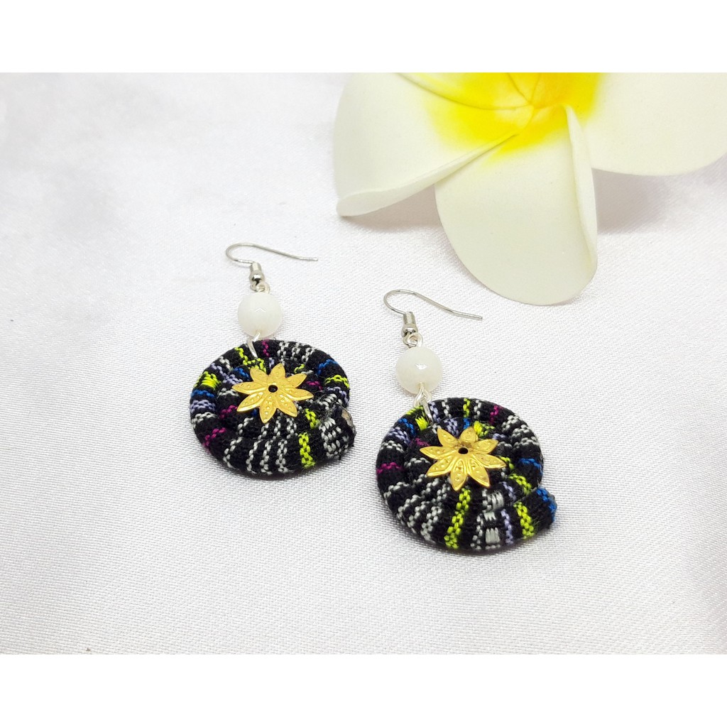 Anting Tenun (Tenun Hitam)