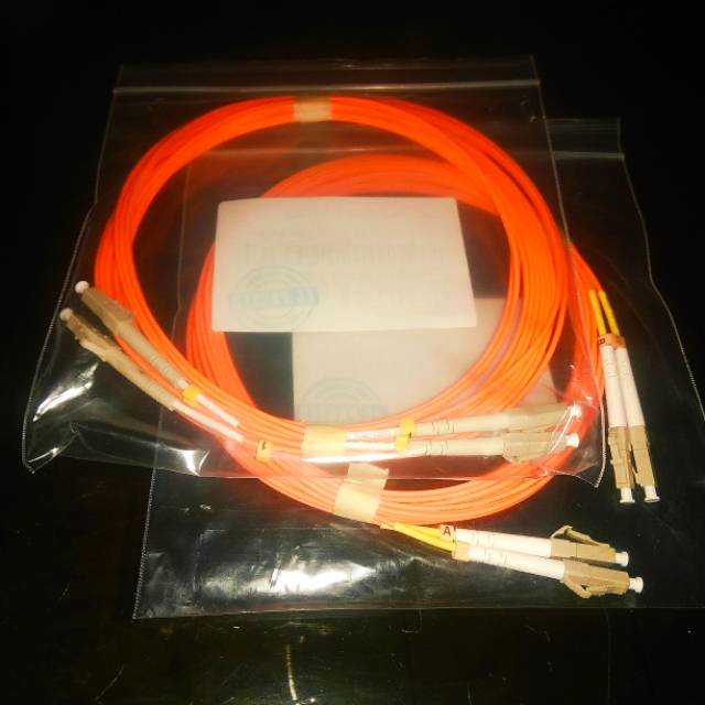 5m Patchcord LC Upc-LC Upc Multimode Fiber Optic Patch Cord LC-LC Multi mode Duplex