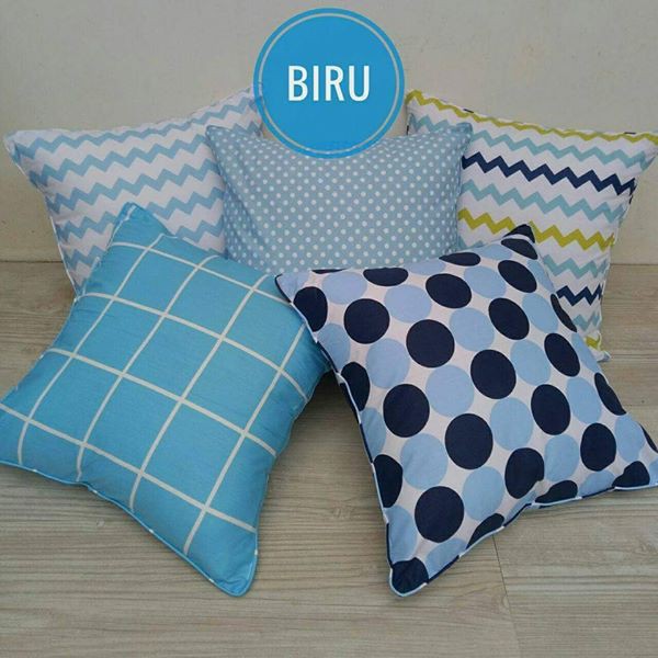 Sarung Bantal Sofa