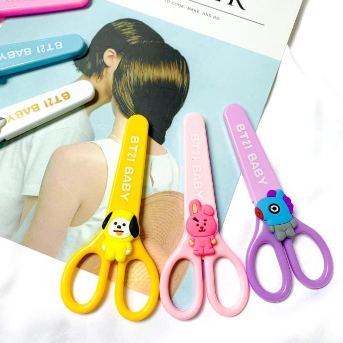 Gunting Kertas BTS