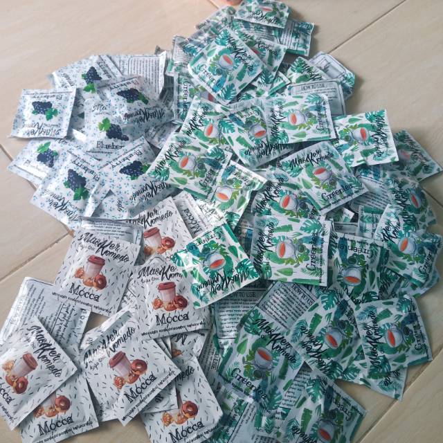Masker komedo