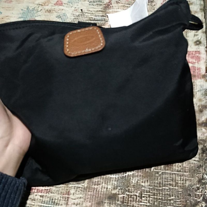 brics pouch