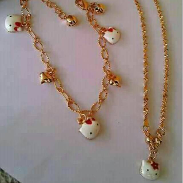 Set helolity