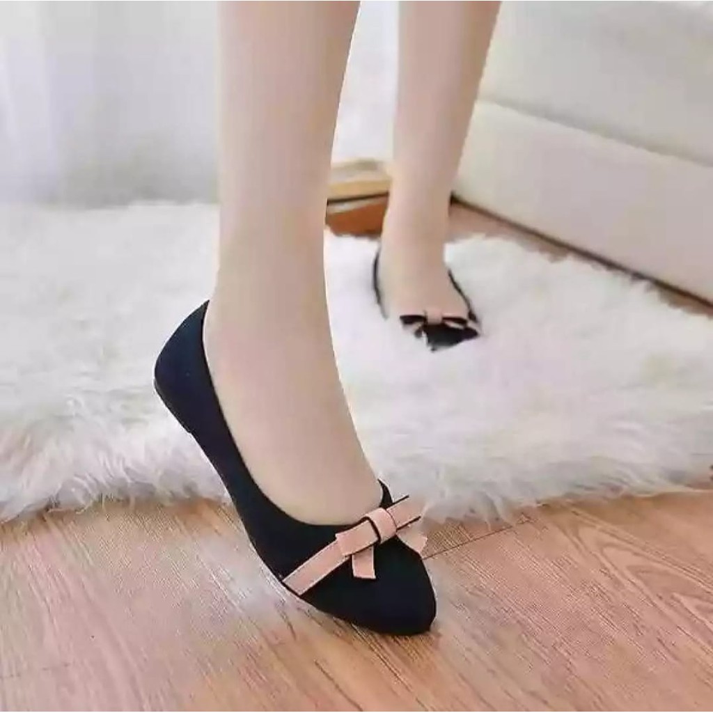 KOREAN FLAT SHOES