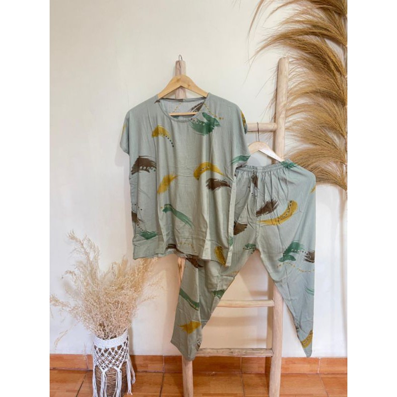 ARUNA SET