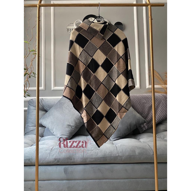 Ponco Outer Knit Kotak
