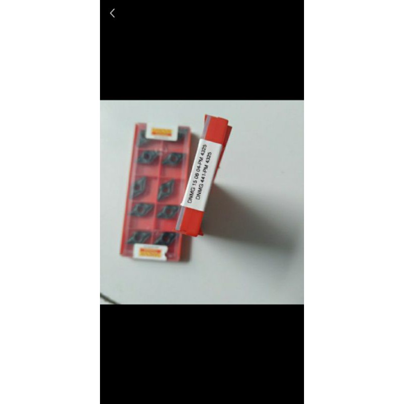Pahat Bubut - 1 box insert DNMG 150604 new