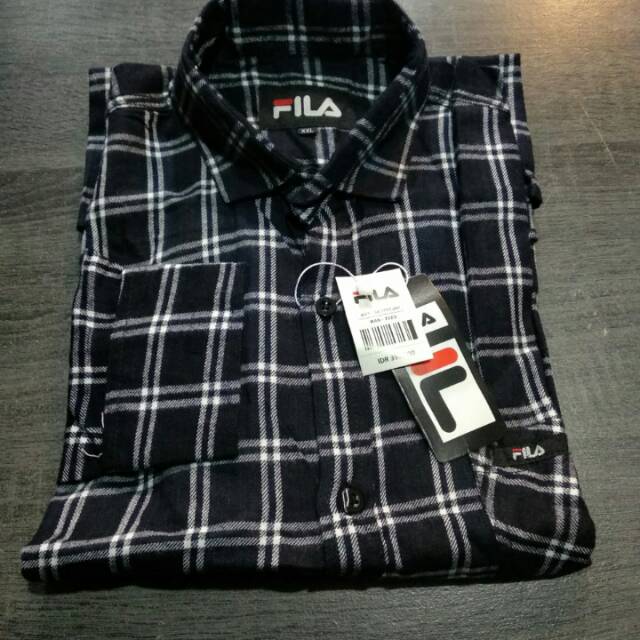 Fila kemeja flanel