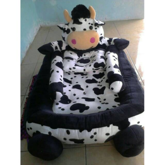 Kasur bayi karakter sapi hitam putih