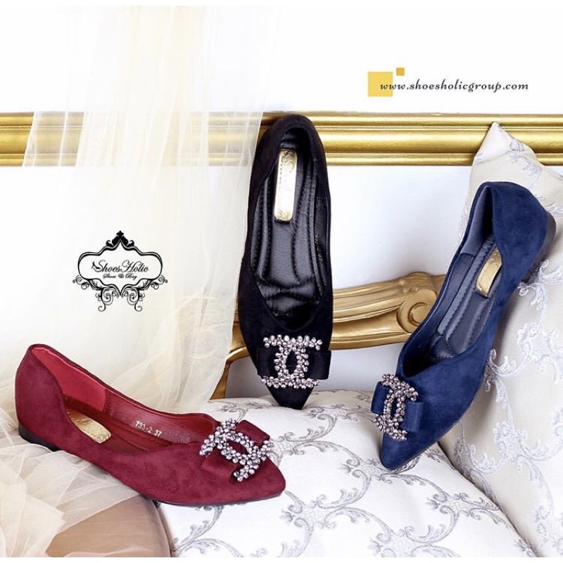 flat shoes