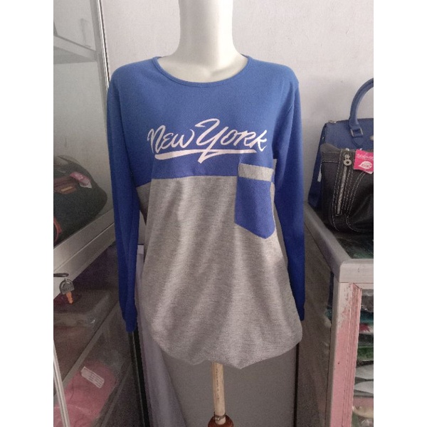 Preloved Sweater Biru