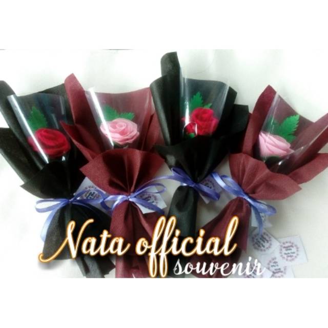 Souvenir bunga