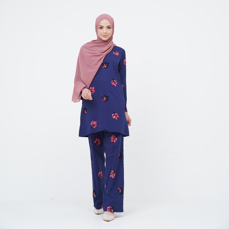 Darleen One Set Tunik Navy Border