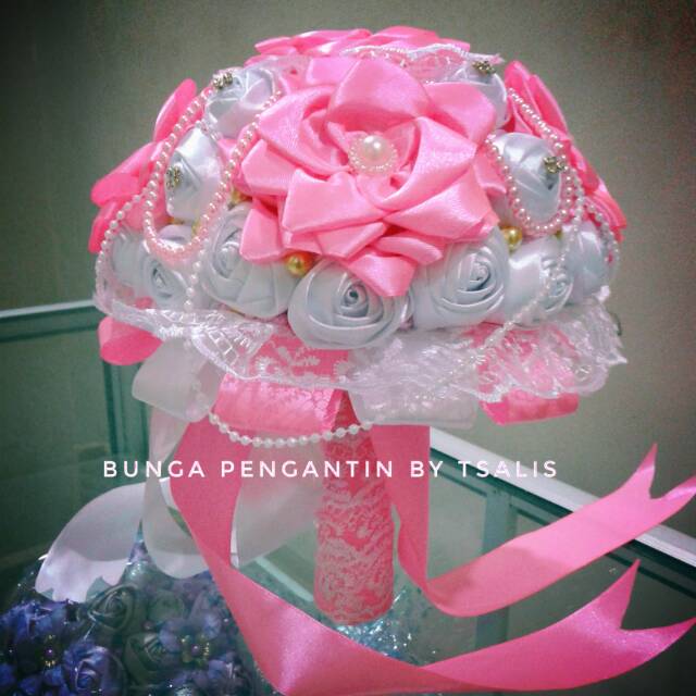 Bunga pengantin white pink