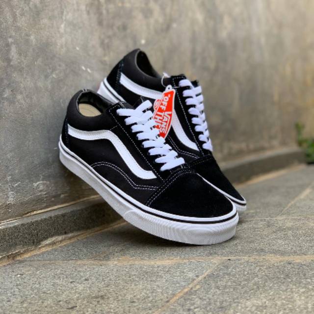 SEPATU VANS OLDSKOOL GLOBALLL
