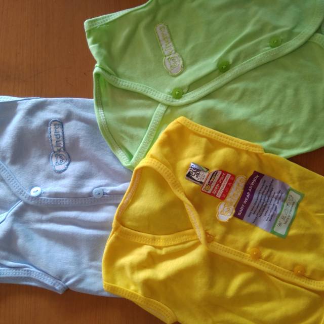 Baju kutung kinara