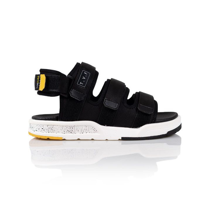 CARSTENZ – BLACK