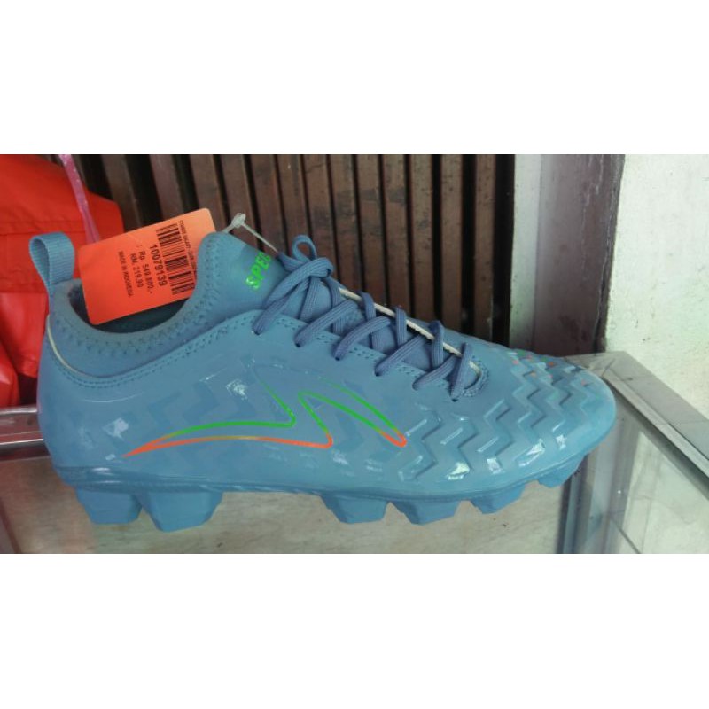 SEPATU BOLA SPECS