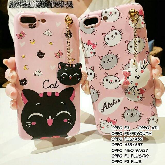 Case Cartoon hanging 3D with toy