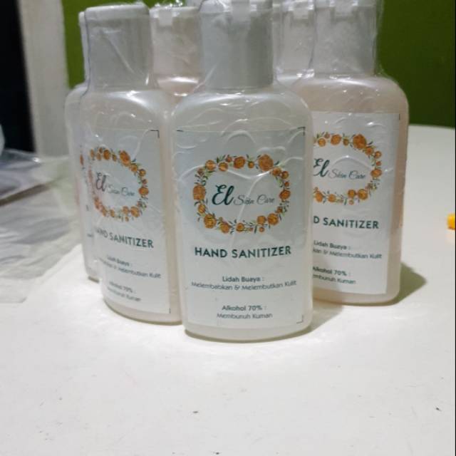 HANDSANI DAN MASKER