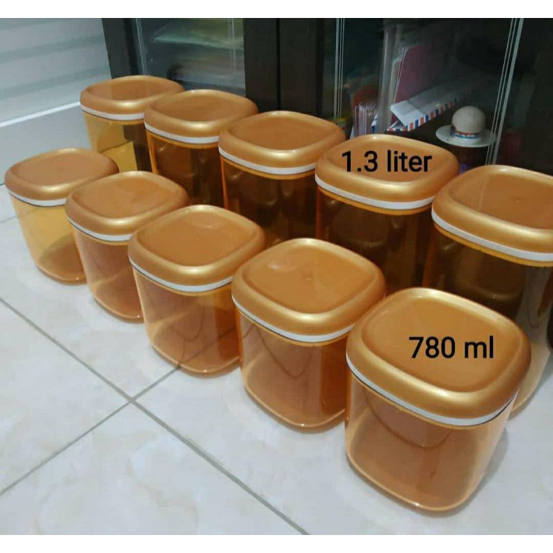 cristal canister gold
