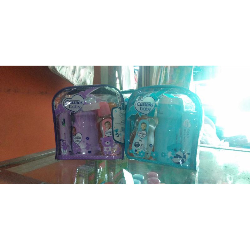 perlengkapan mandi bayi
