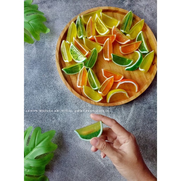 LEMON WEDGES ARTIFICIAL