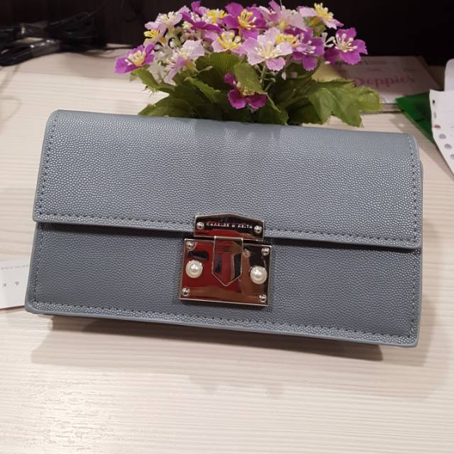 Dompet Charles and Keith Original